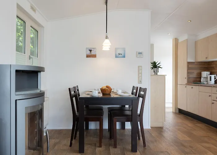 Mellumplate 12 بيت للعطل *